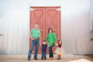 Outdoor family portraits in Centerville Utah