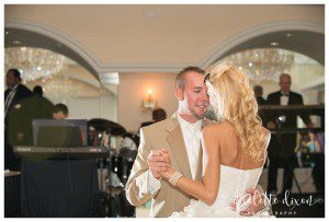 Pittsburgh PA Wedding Photographer